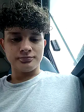 Snapshot of Nathan_Bluee chatting on January 11, 12:18 pm Nathan Bluee online show from January 11, 12:18 pm