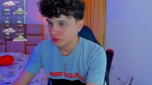 Snapshot of Nathan_Bluee chatting on March 5, 2:01 pm Nathan Bluee online show from March 5, 2:01 pm