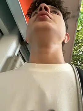 Snapshot of Nathan_Bluee chatting on September 19, 11:22 am Nathan Bluee online show from September 19, 11:22 am