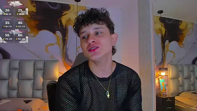 Snapshot of Nathan_Bluee chatting on September 20, 11:33 am Nathan Bluee online show from September 20, 11:33 am