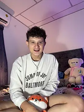 Snapshot of Nathan_Bluee chatting on October 28, 3:04 pm Nathan Bluee online show from October 28, 3:04 pm