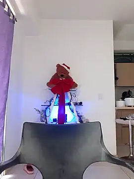 MrCalicoTV online show from December 2, 4:09 pm