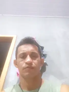 Snapshot of dotado20robson chatting on November 20, 1:06 am dotado20robson online show from November 20, 1:06 am