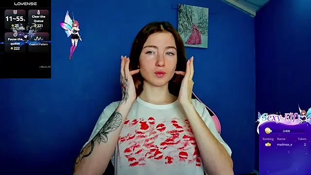 Snapshot of Luxuryalma chatting on February 25, 7:20 am Luxuryalma online show from February 25, 7:20 am