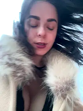 Snapshot of Alicia_Hot1 chatting on December 18, 4:35 pm Alicia Hot1 online show from December 18, 4:35 pm