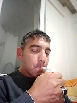 Snapshot of Egemen2245 chatting on November 9, 4:49 pm Egemen2245 online show from November 9, 4:49 pm