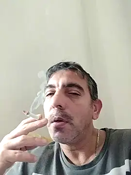 Snapshot of Egemen2245 chatting on December 17, 10:43 am Egemen2245 online show from December 17, 10:43 am