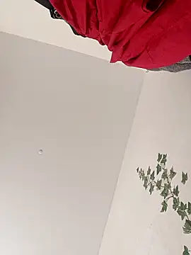 Snapshot of CaatHot chatting on January 28, 10:45 am CaatHot online show from January 28, 10:45 am