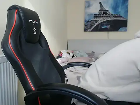 amydamarw online show from February 10, 12:09 pm