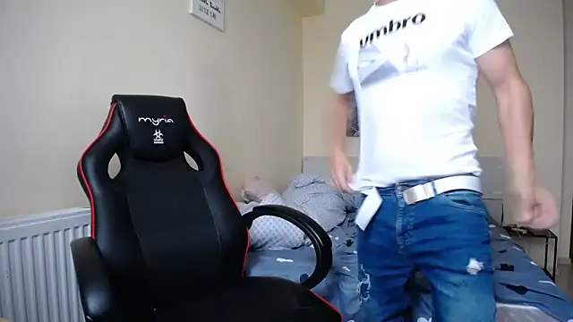 amydamarw online show from April 10, 5:34 am