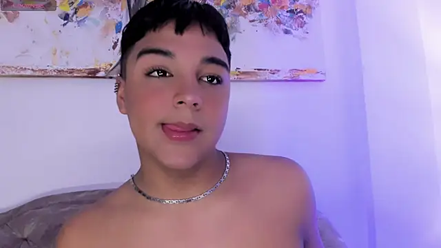 Snapshot of Seductivo_jr chatting on February 27, 3:04 am Seductivo jr online show from February 27, 3:04 am