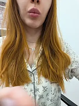 Snapshot of MayaSolar chatting on January 13, 4:12 pm MayaSolar online show from January 13, 4:12 pm