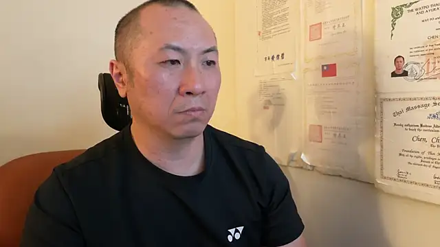 Snapshot of chih515 chatting on February 6, 6:29 am chih515 online show from February 6, 6:29 am