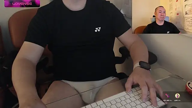 Snapshot of chih515 chatting on February 12, 2:14 am chih515 online show from February 12, 2:14 am