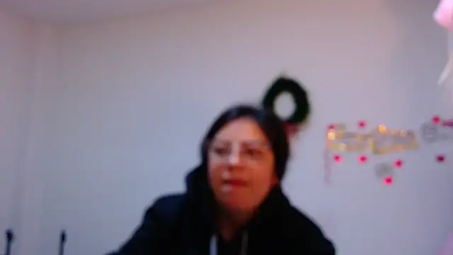 lanaqueen699 online show from March 17, 12:19 pm