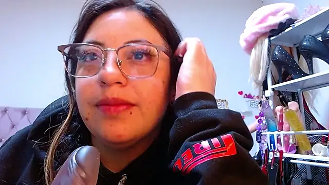 lanaqueen699 online show from March 25, 12:11 pm