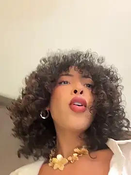 OSHUN  online show from March 29, 3:01 pm