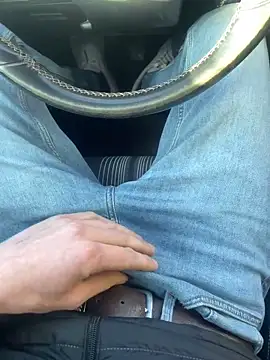 Snapshot of Nicky-98 chatting on December 26, 12:38 pm Nicky-98 online show from December 26, 12:38 pm