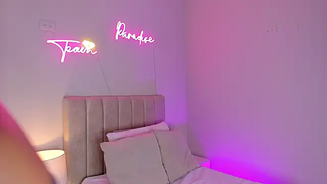  angela x online show from February 4, 5:55 pm