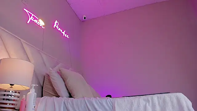  angela x online show from February 24, 6:36 pm