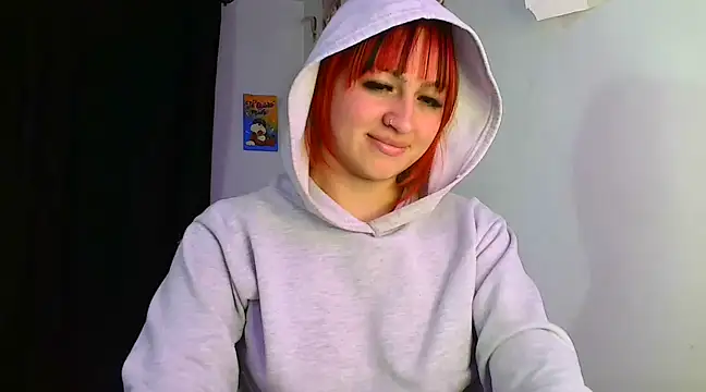 Snapshot of lucycherry__ chatting on January 23, 7:11 am lucycherry online show from January 23, 7:11 am