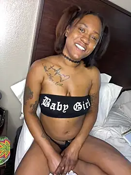 Snapshot of PrettyGal_Tingz chatting on February 15, 10:22 am PrettyGal Tingz online show from February 15, 10:22 am