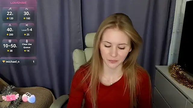 IsabelAllen online show from December 17, 1:05 pm