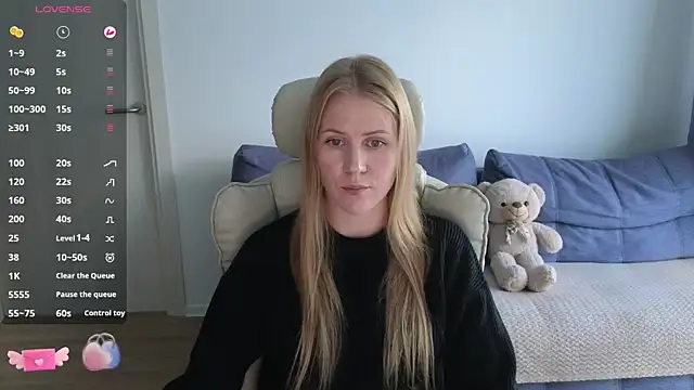 IsabelAllen online show from September 25, 2:32 pm