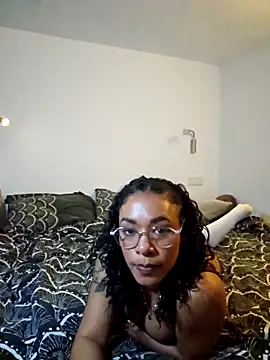 tahlialane online show from March 8, 6:55 pm