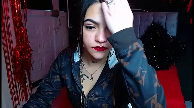 Violettasquirt online show from March 22, 1:41 pm