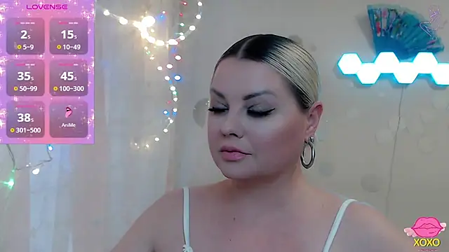 JewellKiss7 online show from March 29, 2:06 pm