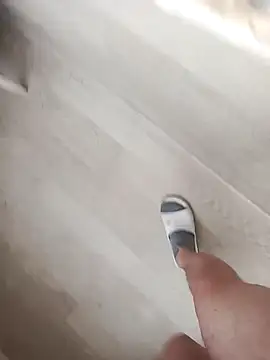 red red00 online show from March 13, 2:12 pm