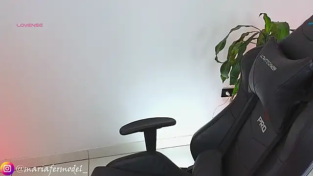 Mariafer05 online show from March 6, 5:11 pm