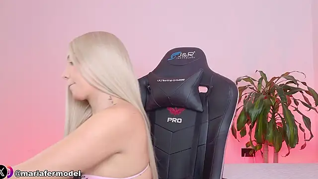 Mariafer05 online show from April 7, 4:18 pm