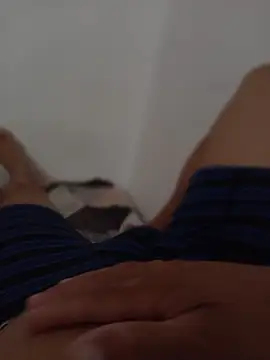 Snapshot of Lucho0886 chatting on June 14, 12:51 pm Lucho0886 online show from June 14, 12:51 pm