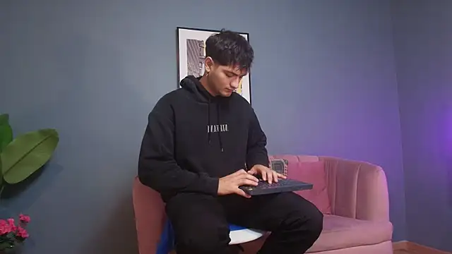 Snapshot of Mark_Evans1_ chatting on November 16, 2:44 pm Mark Evans1 online show from November 16, 2:44 pm