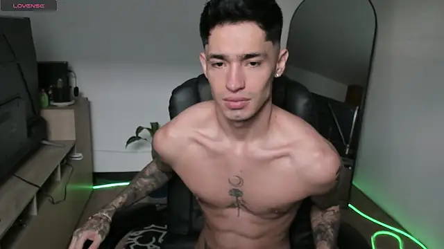 Damon  333 online show from December 22, 9:12 pm