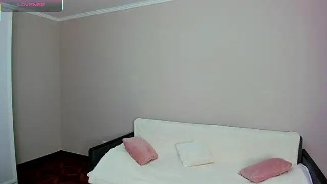 Snapshot of -Sacura- chatting on September 16, 4:19 pm -Sacura- online show from September 16, 4:19 pm