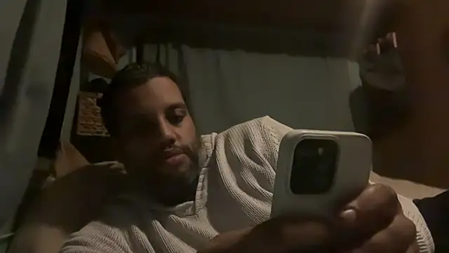 Snapshot of AbsolutMouuah chatting on October 27, 10:03 pm AbsolutMouuah online show from October 27, 10:03 pm