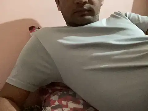 NiceBoy9099 online show from November 12, 5:57 pm