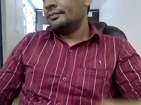 Snapshot of NiceBoy9099 chatting on May 6, 5:46 am NiceBoy9099 online show from May 6, 5:46 am