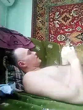 Pineapple04 online show from January 30, 12:37 pm