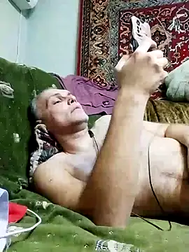 Pineapple04 online show from February 6, 6:46 pm