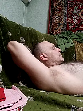 Pineapple04 online show from March 28, 7:02 pm