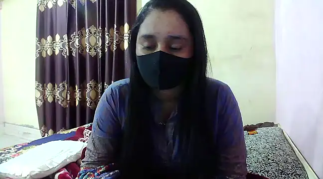 LovelyRose69 online show from December 18, 2:17 pm