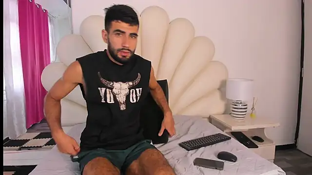 Snapshot of Ethan__Walker chatting on January 30, 3:19 pm Ethan Walker online show from January 30, 3:19 pm