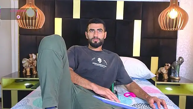 Snapshot of Ethan__Walker chatting on November 24, 7:13 pm Ethan Walker online show from November 24, 7:13 pm