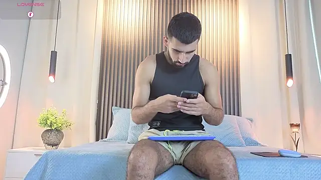 Ethan  Walker online show from April 5, 2:03 pm