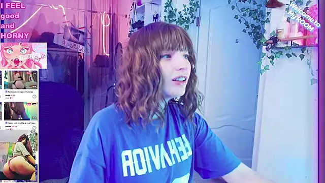 Toxic Ellies online show from December 18, 5:00 pm