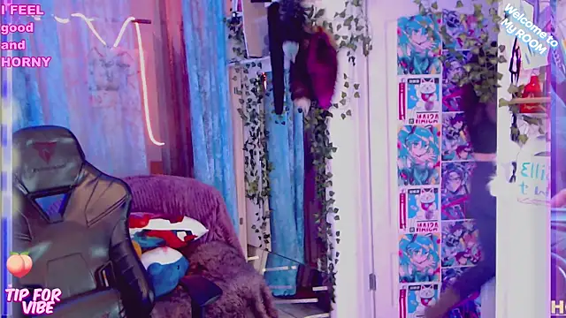 Toxic Ellies online show from February 4, 2:32 pm